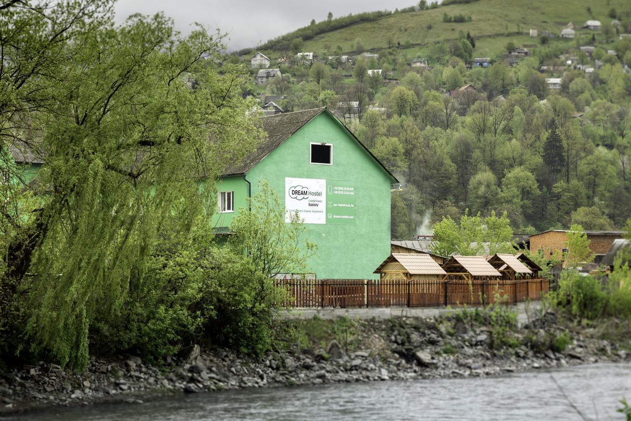Dream Hostel Carpathians 라키브 외부 사진